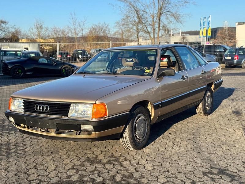 Gebraucht Audi 100 116 PS (85 kW) 1987 Gold Limousine