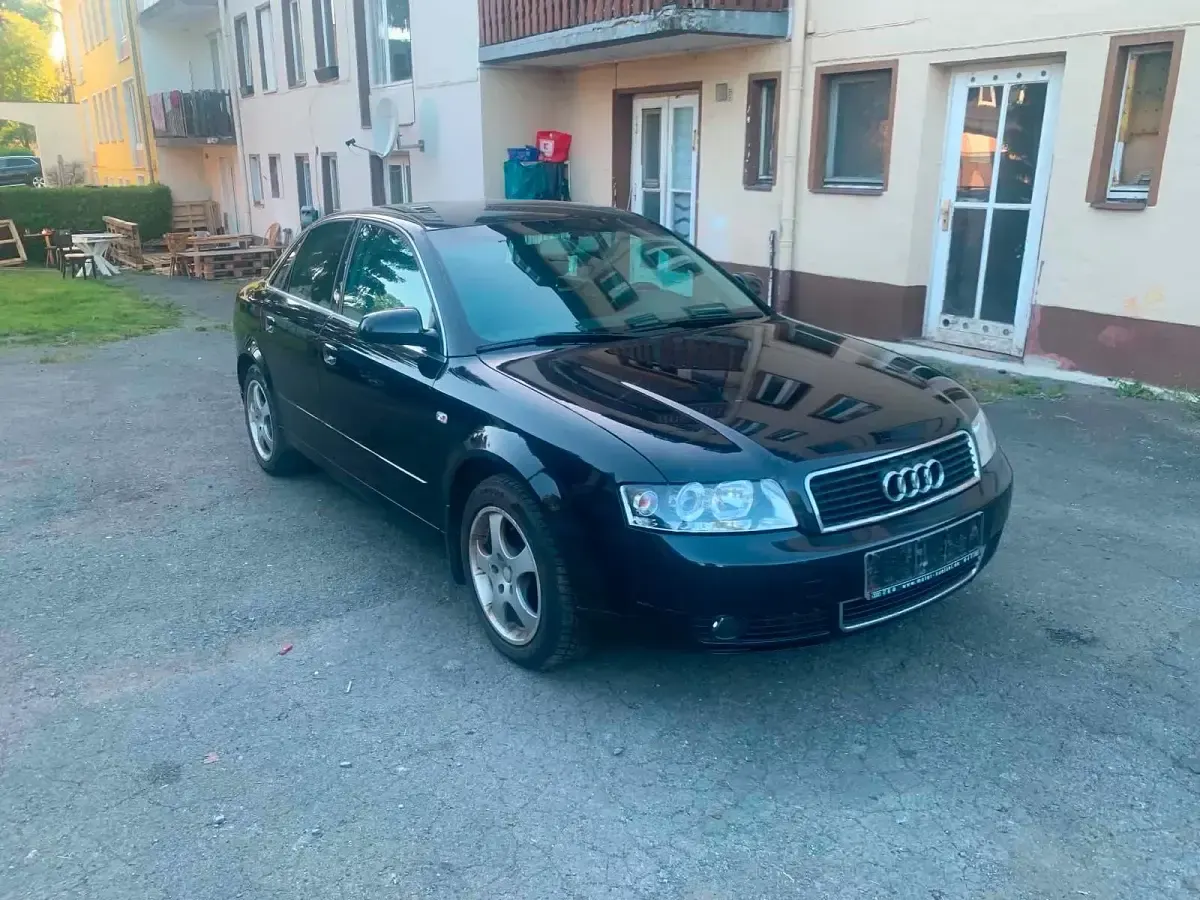 Gebraucht Audi A4 131 PS (96 kW) 2003 Limousine