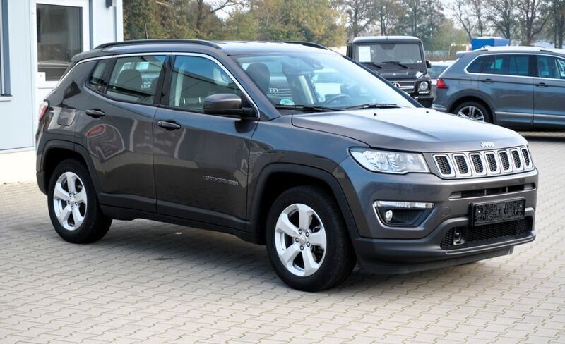 Gebraucht Jeep Compass Longitude 140 PS (102 kW) 2019 Grau SUV