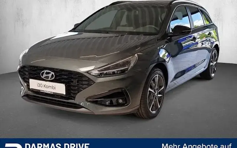 Second-hand Hyundai i30 Advantage 100 CP (73 kW) 2025 Albastru Break