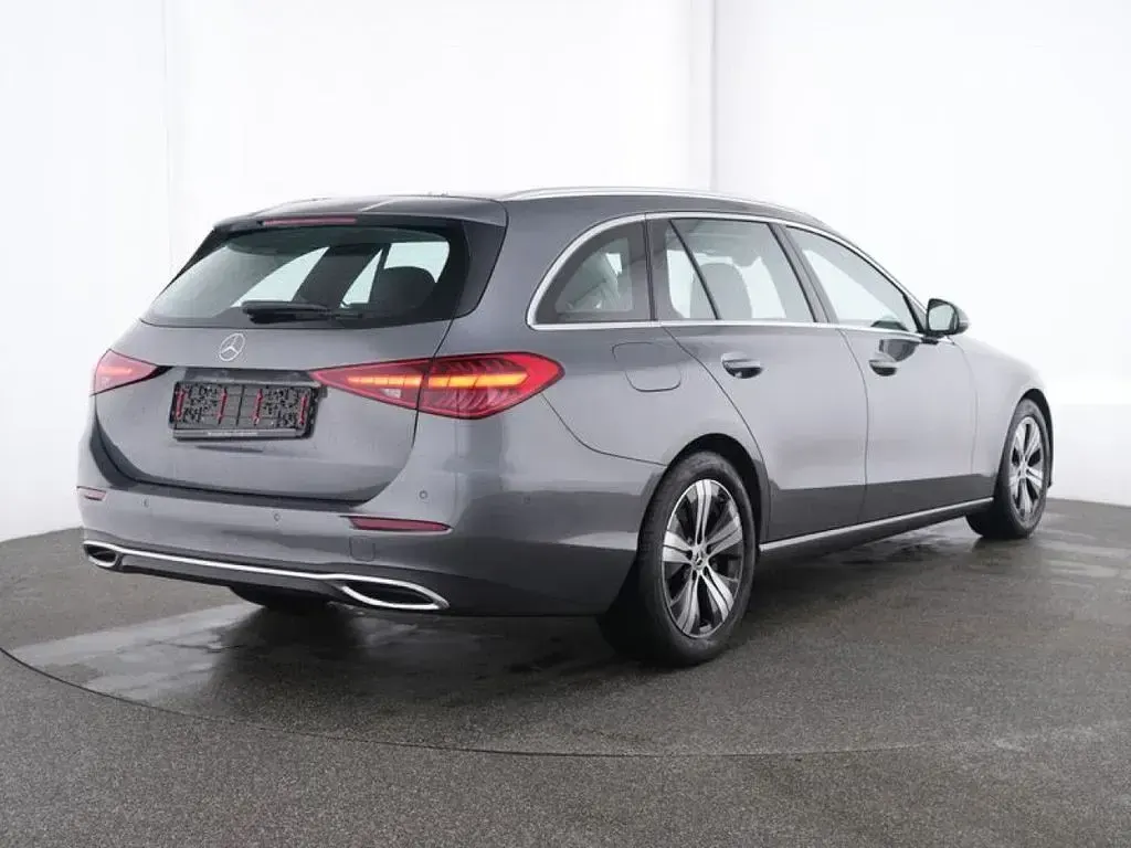Gebraucht Mercedes C180 Avantgarde 170 PS (125 kW) 2025 Grau Limousine