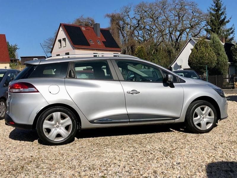 Gebraucht Renault Clio IV Dynamique 90 PS (66 kW) 2015 Grau Limousine