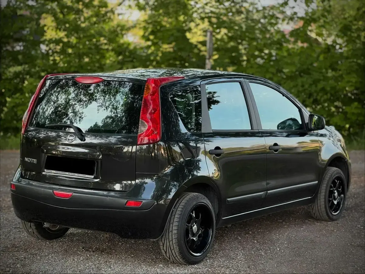 Gebraucht Nissan Note 88 PS (64 kW) 2006 Schwarz Kleinwagen