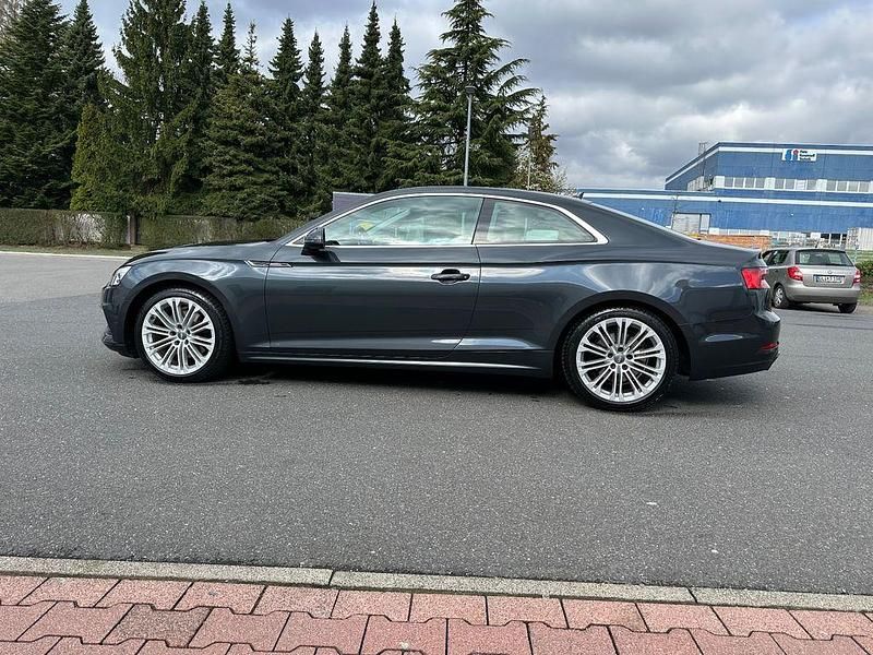 Gebraucht Audi A5 Design 190 PS (139 kW) 2017 Grau Coupé