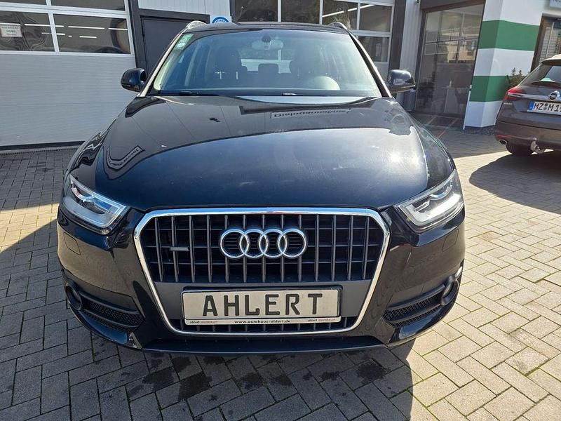 Gebraucht Audi Q3 S-Line 177 PS (130 kW) 2011 Schwarz SUV