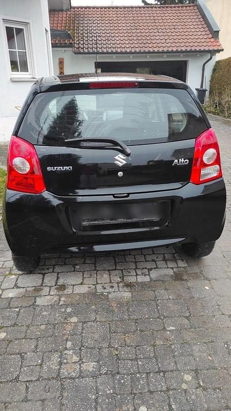 Gebraucht Suzuki Alto City 68 PS (50 kW) 2012 Schwarz Kleinwagen