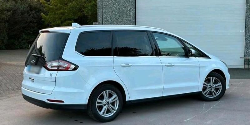 Second-hand Ford Galaxy 241 CP (177 kW) 2020 Alb Monovolum