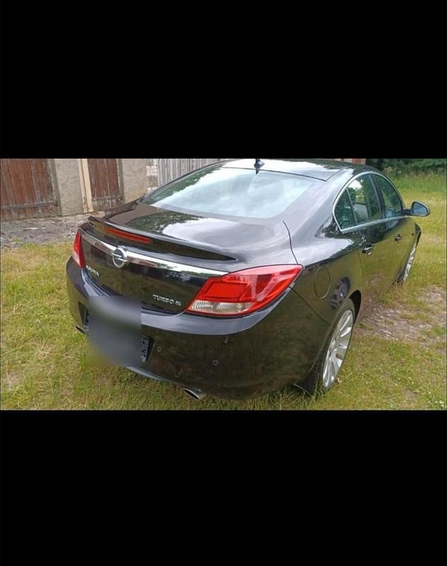 Gebraucht Opel Insignia 220 PS (161 kW) 2008 Schwarz Limousine