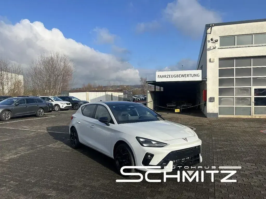 Neu Cupra Leon VZ2 272 PS (200 kW) 2026 Weiß Limousine