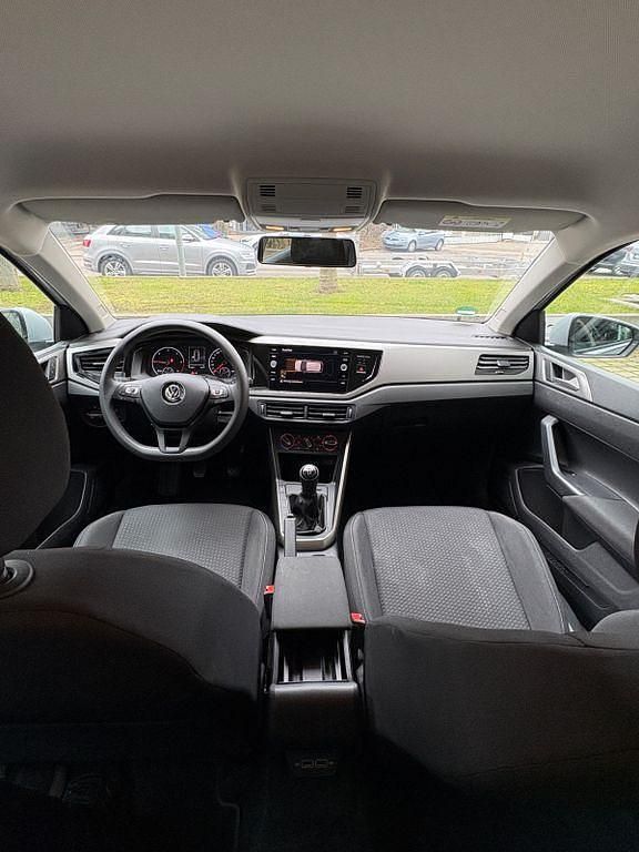 Gebraucht VW Polo Comfortline 95 PS (69 kW) 2019 Silber Kleinwagen