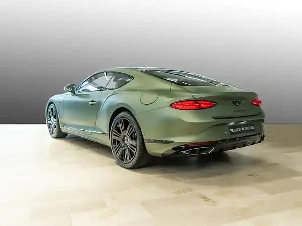 Neu Bentley Continental 680 PS (500 kW) 2025 Alpine green Coupé