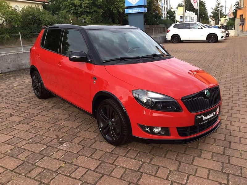 Corridarotschwarz Gebraucht 2011 Skoda Fabia Monte Carlo Limousine | 8.600 € (Teuer) - Bild 1/4