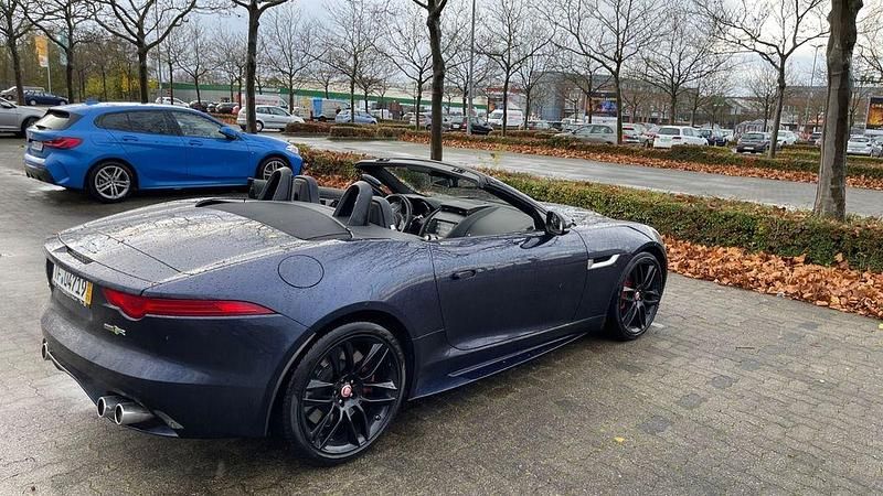 Blau Gebraucht 2017 Jaguar F-Type R Cabrio | 53.970 € (Superpreis) - Bild 1/4