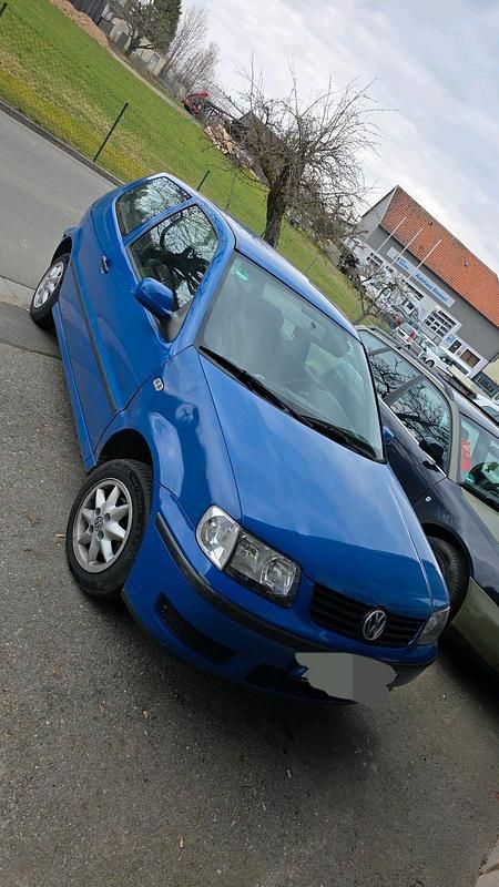 Gebraucht VW Polo 50 PS (36 kW) 2000 Blau Kleinwagen