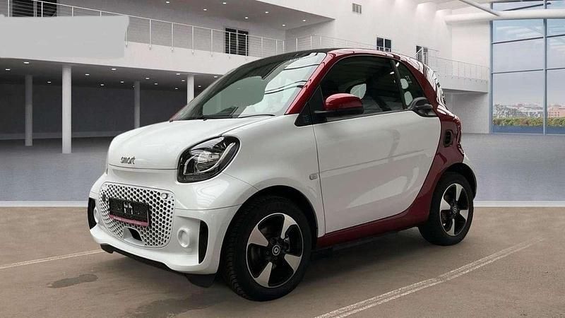 Weiß Gebraucht 2020 Smart ForTwo Coupé Kleinwagen | 10.900 € (Fairer Preis) - Bild 1/4