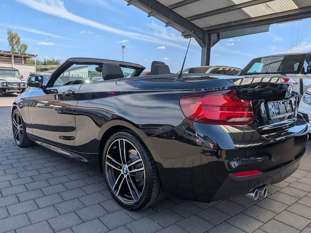 Gebraucht BMW 220 M Sport 184 PS (135 kW) 2021 Schwarz Cabrio
