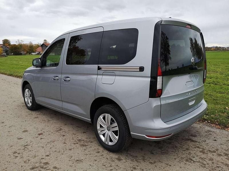 Oystersilber metallic Neu 2025 VW Caddy Basis Van / Kleinbus | 30.290 € (Guter Preis) - Bild 1/2