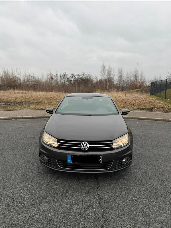 Gebraucht VW Eos 122 PS (89 kW) 2011 Braun Cabrio