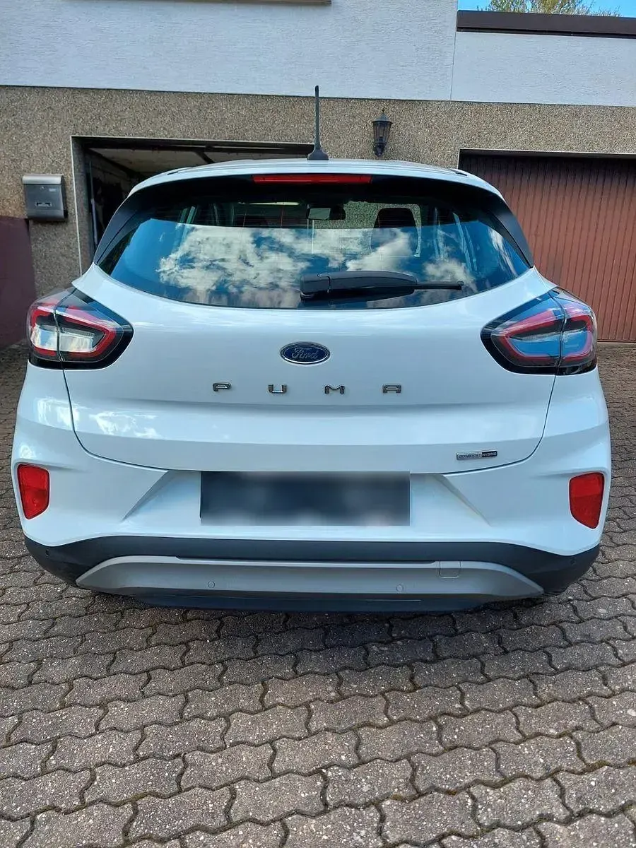 Gebraucht Ford Puma Titanium 125 PS (91 kW) 2020 Weiß SUV