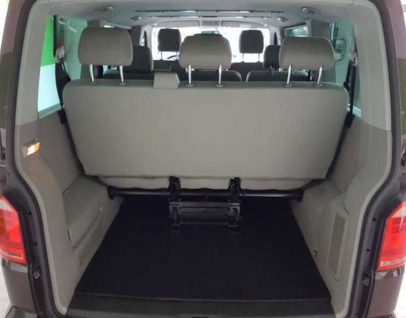 Gebraucht VW T6 150 PS (110 kW) 2016 Chestnut brown Van