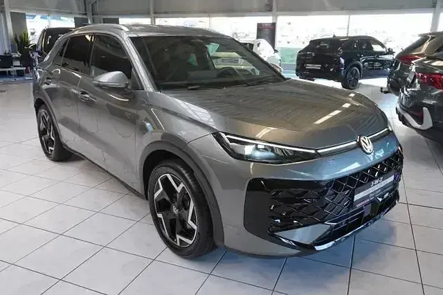 Gebraucht VW T-Roc R-line 150 PS (110 kW) 2026 Grau SUV