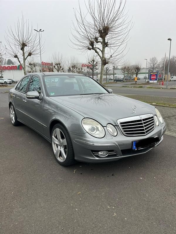 Gebraucht 2008 Mercedes E300 Limousine | 8.500 € (Fairer Preis) - Bild 1/4