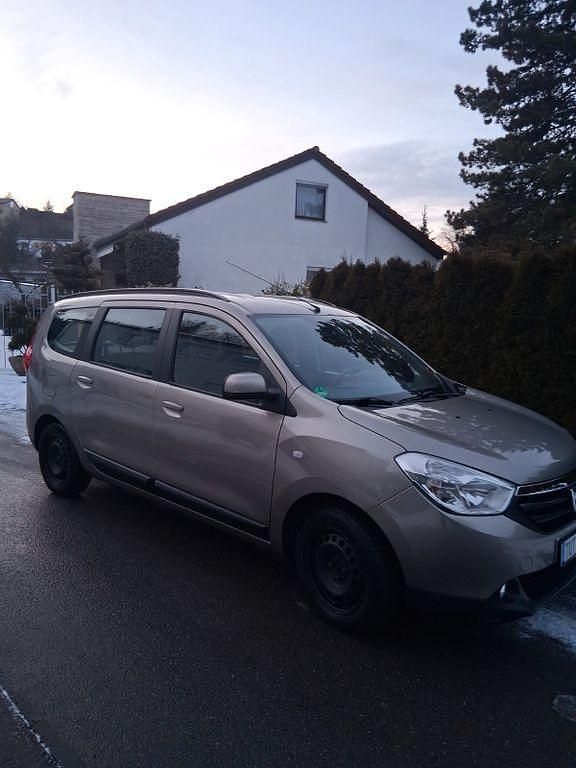 Gebraucht Dacia Lodgy Ambiance 83 PS (61 kW) 2012 Braun Van / Kleinbus