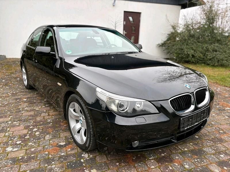 Gebraucht BMW 545 333 PS (244 kW) 2004 Schwarz Limousine