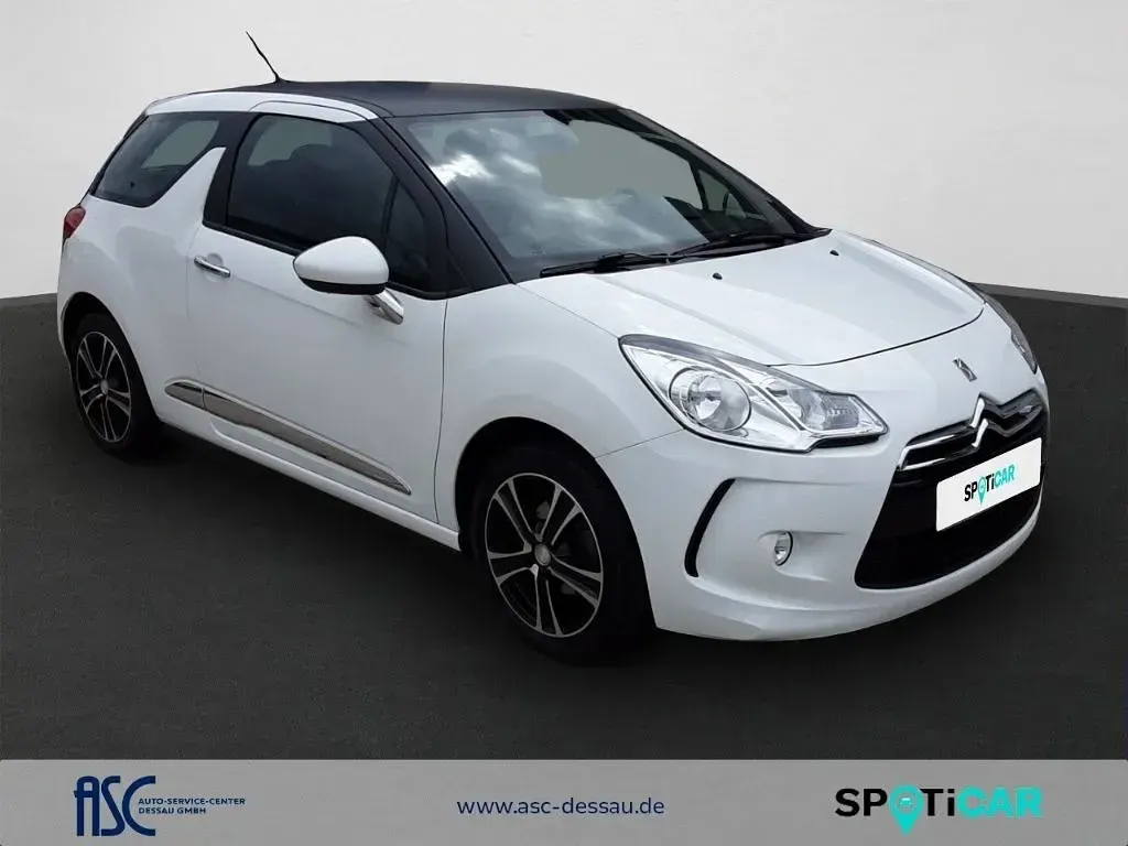 Gebraucht Citroën DS3 Chic 82 PS (60 kW) 2014 Polarweiss /zweis Limousine