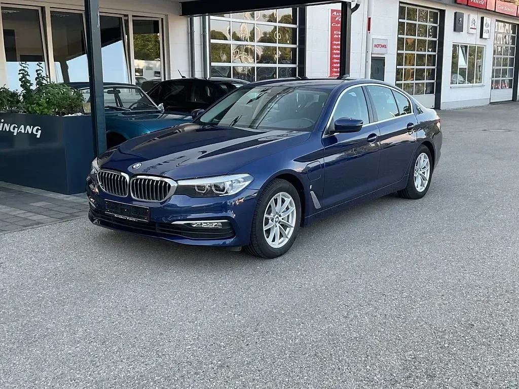 Usata BMW 530e 184 CV (135 kW) 2018 Blu Berlina