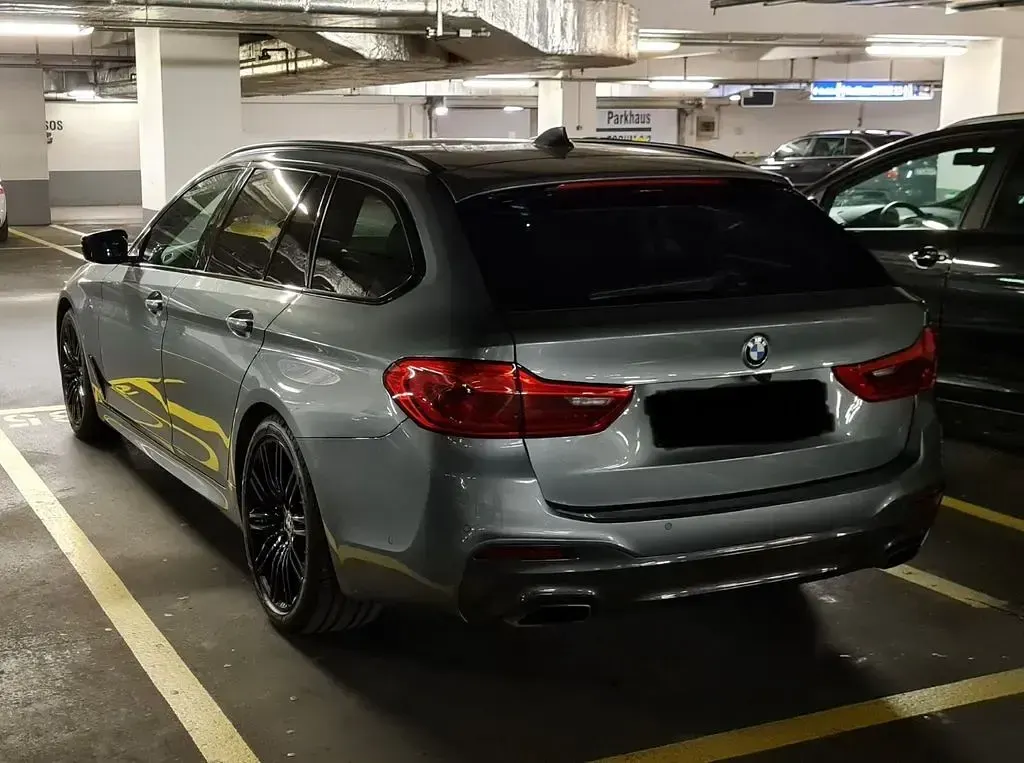 Gebraucht BMW 530 M Sport 265 PS (194 kW) 2019 Grau Kombi