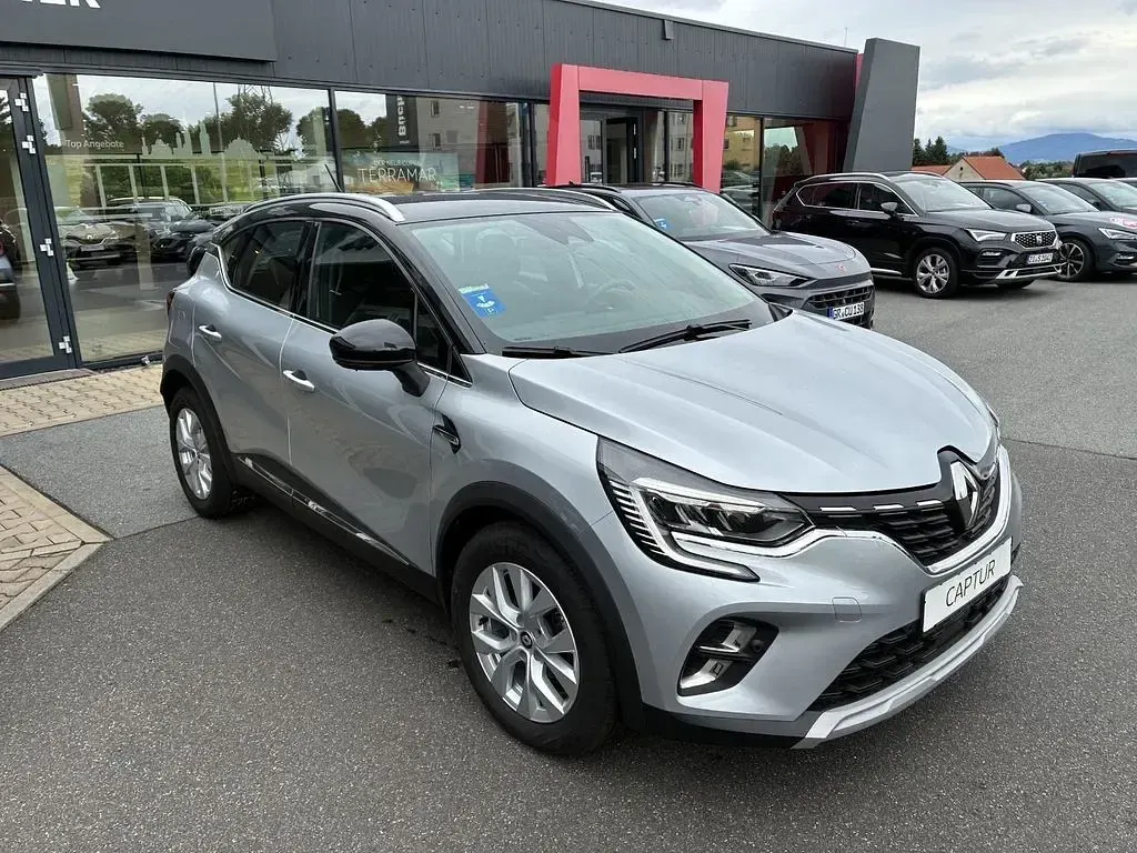 Gebraucht Renault Captur Intens 140 PS (102 kW) 2022 Grau SUV