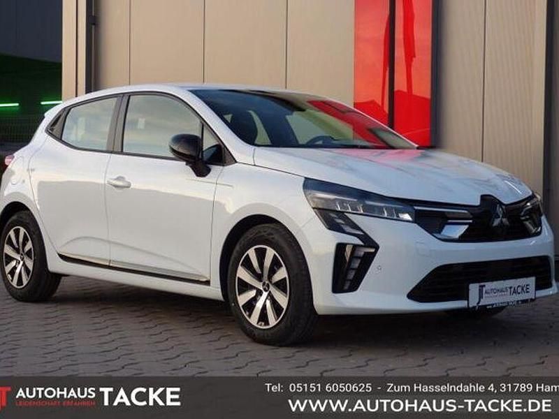 Weiß Gebraucht 2024 Mitsubishi Colt Invite Limousine | 18.989 € (Guter Preis) - Bild 1/4