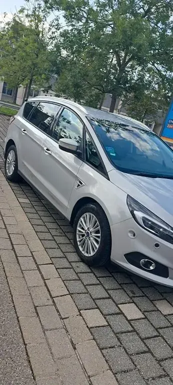 Gebraucht Ford S-MAX Trend 190 PS (139 kW) 2019 Silber Van / Kleinbus