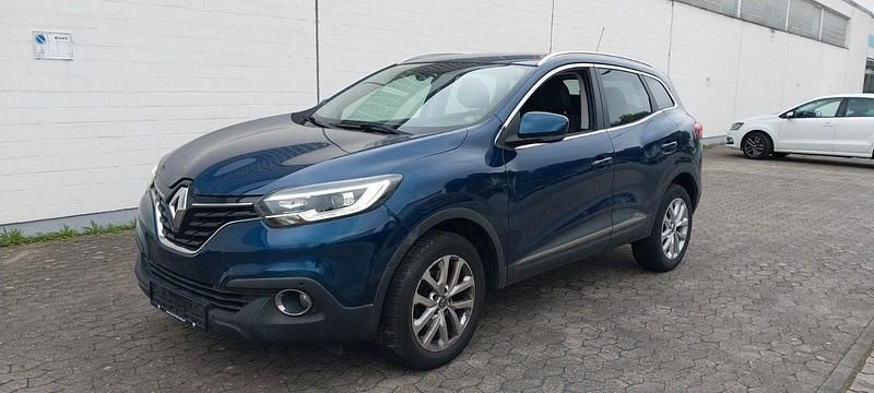 Blau Gebraucht 2015 Renault Kadjar SUV | 6.999 € (Superpreis) - Bild 1/4