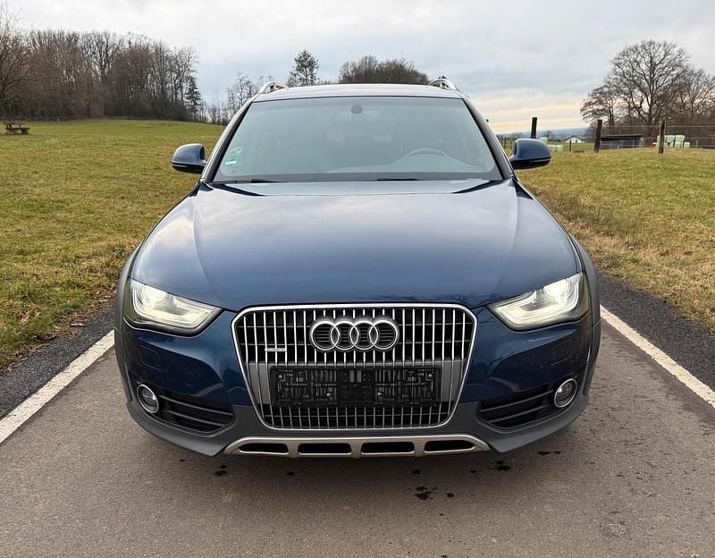 Gebraucht Audi A4 Allroad S-Line 220 PS (161 kW) 2015 Blau Kombi
