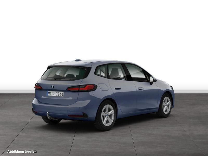 Grau Gebraucht 2024 BMW 216 Active Tourer Van / Kleinbus | 30.140 € (Fairer Preis) - Bild 1/1