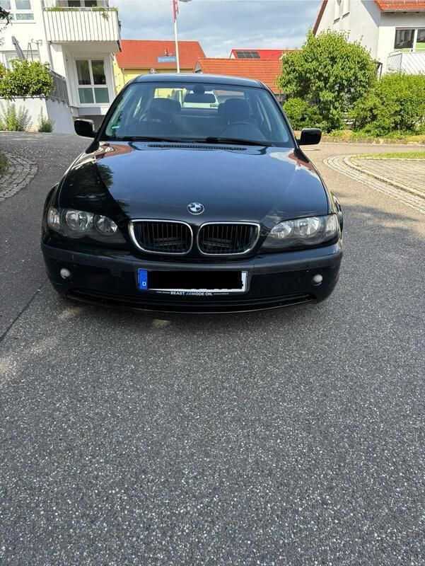 Schwarz Gebraucht 2003 BMW 316 Limousine | 2.650 € (Fairer Preis) - Bild 1/4