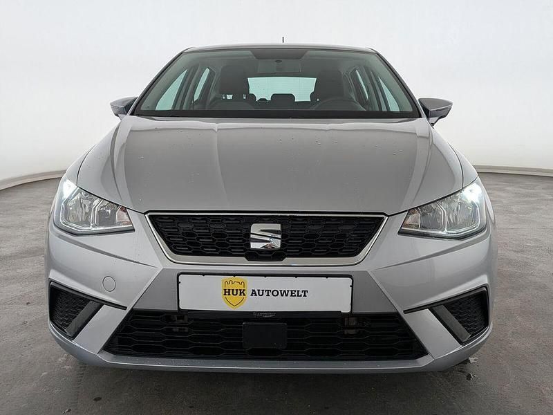 Gebraucht Seat Ibiza Style 90 PS (66 kW) 2019 Florett(urban)silver Kleinwagen