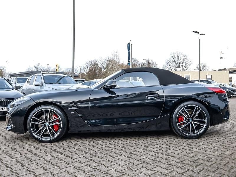 Gebraucht BMW Z4 M Sport 197 PS (144 kW) 2025 Schwarz Cabrio