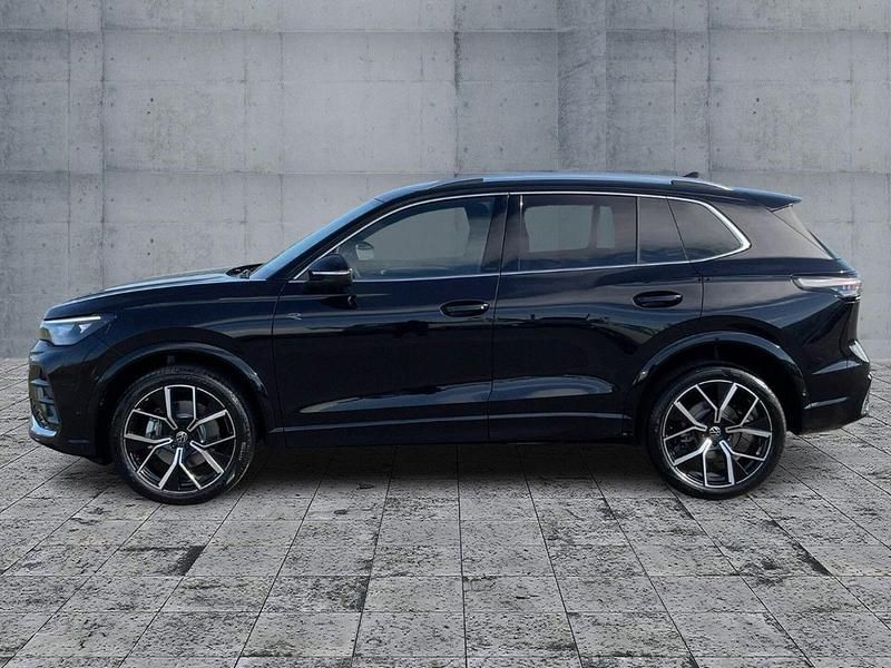 Gebraucht VW Tiguan IQ Drive 193 PS (141 kW) 2024 Schwarz SUV