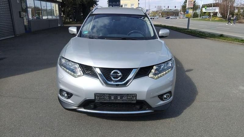 Gebraucht Nissan X-Trail Acenta 131 PS (96 kW) 2016 Silber SUV