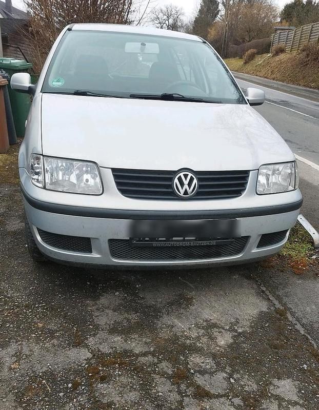 Silber Gebraucht 2000 VW Polo Kleinwagen | 1.000 € (Fairer Preis) - Bild 1/4