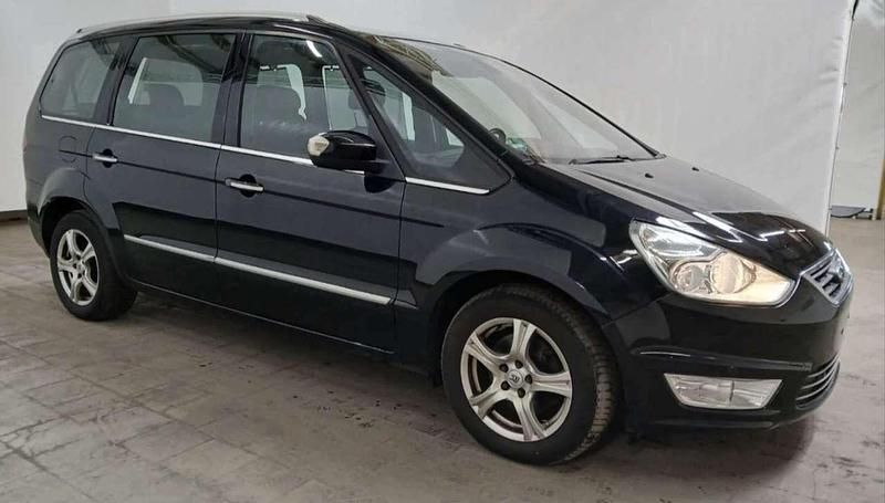 Gebraucht Ford Galaxy Titanium 140 PS (102 kW) 2012 Pantherschwarz metallic Van / Kleinbus