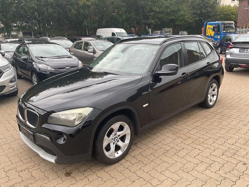 Schwarz Gebraucht 2011 BMW X1 SUV | 6.999 € (Fairer Preis) - Bild 1/4