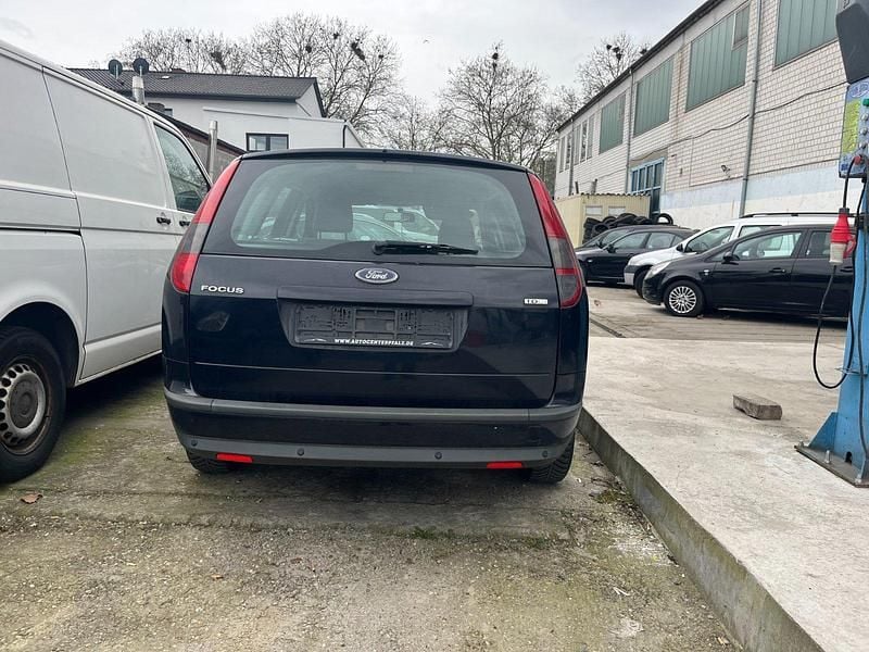 Gebraucht Ford Focus 108 PS (79 kW) 2007 Kombi