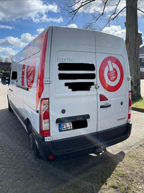 Gebraucht Renault Master 131 PS (96 kW) 2019 Weiß Limousine