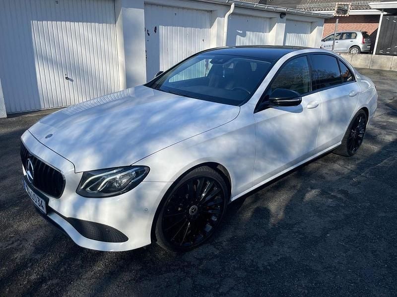 Usado Mercedes E350 258 HP (189 kW) 2017 Branco Sedan