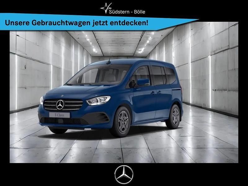 Blau Gebraucht 2023 Mercedes T180 Style Van / Kleinbus | 26.948 € (Fairer Preis) - Bild 1/4