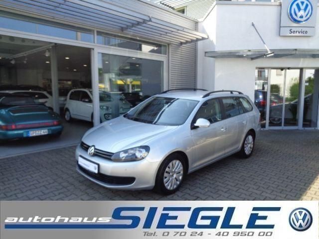 Silber metallic Gebraucht 2012 VW Golf VI Kombi | 9.980 € (Teuer) - Bild 1/4